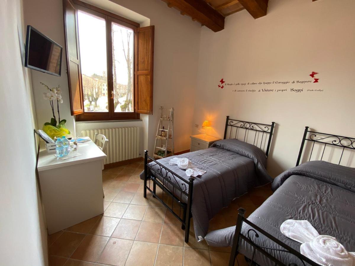 Locanda Della Pieve Pievebovigliana Екстериор снимка