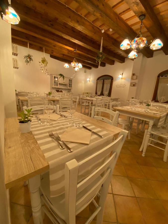 Locanda Della Pieve Pievebovigliana Екстериор снимка