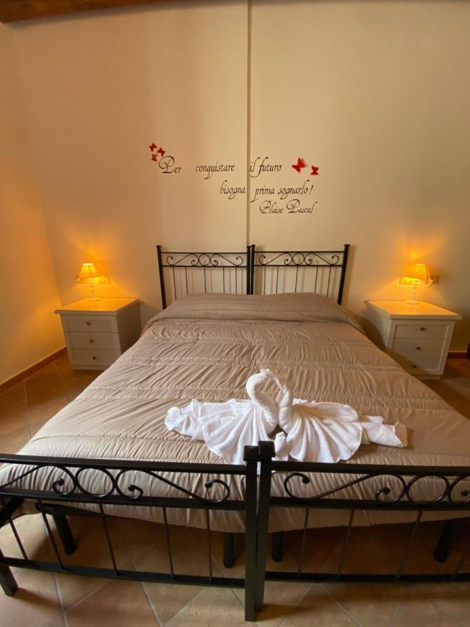Locanda Della Pieve Pievebovigliana Екстериор снимка