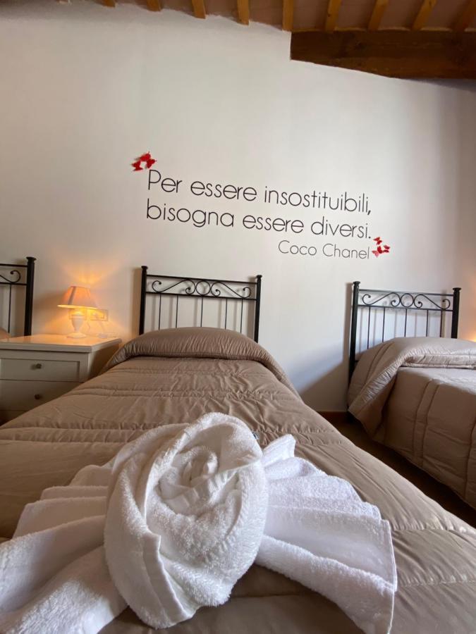 Locanda Della Pieve Pievebovigliana Екстериор снимка